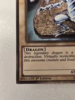 Yu-Gi-Oh! *NM* Blue-Eyes White Dragon PGL2-EN080 1st Edition (Gold Ultra Rare) - Image 3