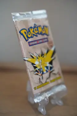 Pokemon TCG 1999 1st Edition Fossil Booster Pack Zapdos Art WOTC Sealed - Image 5