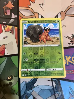 Pokemon - DWEBBLE 011/203 - Reverse Holo - Evolving Skies - NM - Image 1