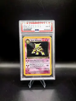 📈 PSA Graded 8 🥇 1st Edition ✨ Holo Dark Alakazam 2000 Rocket 1/82 Pokemon - Image 2
