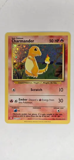 Charmander 001/034 Holo Classic Collection Trading Card Game Classic Pokemon NM - Image 1