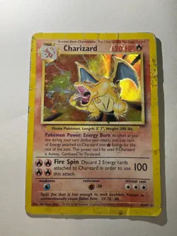 Wizards of the Coast Charizard 4/102 Base Set Holo Rare 1999 - Image 1