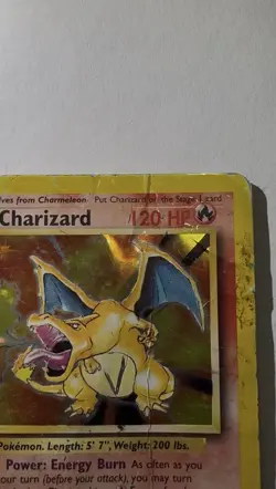 Wizards of the Coast Charizard 4/102 Base Set Holo Rare 1999 - Image 3