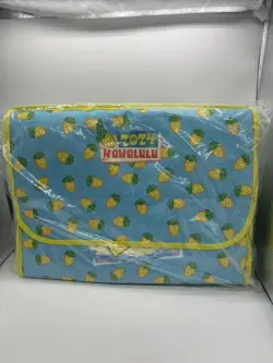*EXCLUSIVE* Pokemon World Championship Honolulu 2024 Cooler Bag - Image 1