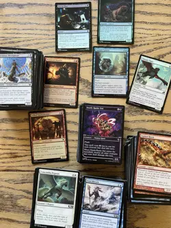 MTG Wizards of the Coast Mixed Lot Commons/Uncommons/Foil/Rares Lot of 500+ - Image 1