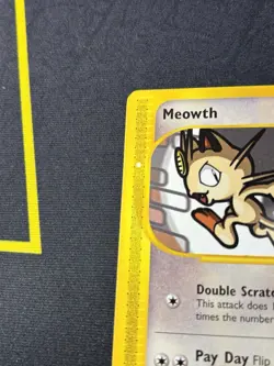 Meowth 121/165 - 2002 Expedition - Non Holo Pokemon Card White Dot ErrorU - LP - Image 3