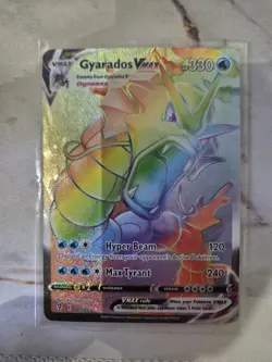 Pokemon TCG - Gyarados VMAX 207/203 - Evolving Skies - Holo Rare Rainbow Card - Image 2