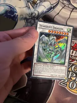 (YT) Yu-Gi-Oh! Stardust Dragon Synchro Super Rare Holo 2010 CT07-EN021 LP - Image 2