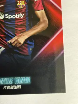 2023-24 Topps Uefa Club Competitions Showtime - Lamine Yamal (RC) - Image 3