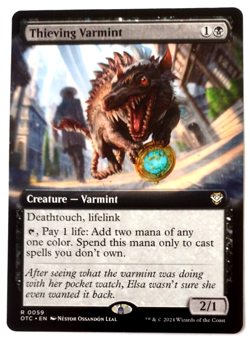 Thieving Varmint (Extended Art) - Commander: OTC - EN- R 0059 - Image 1