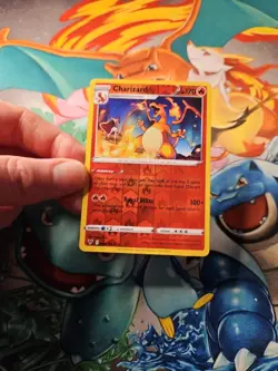 Pokemon Card Charizard 025/185 Vivid Voltage Rare Reverse Holo TCG 🔥 - Image 4
