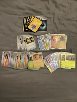 Pokemon TCG Mega Evolution Bundle 100 Cards Including Reverses & Holos Near Mint - Image 2