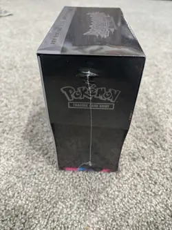 Pokemon: Pitch Black Elite Trainer Box (ETB) Pokemon Center Exclusive - Sealed - Image 3
