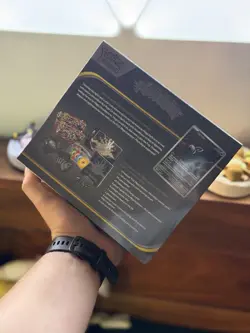 Pokemon TCG: Pitch Black Elite Trainer Box ETB | New & Sealed INHAND - Image 3