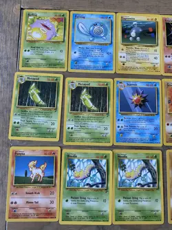 1999 Pokemon Trading Card Game Base Set 35 Assorted Cards lot - Image 4