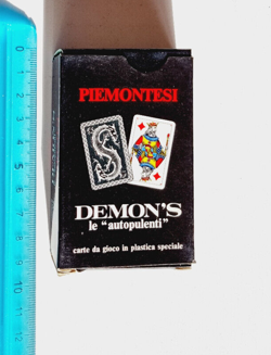 CARTE DA GIOCO PIEMONTESI DEMON'S PLASTICA ORIGINAL VINTAGE PLAYING CARDS NEW - Image 1