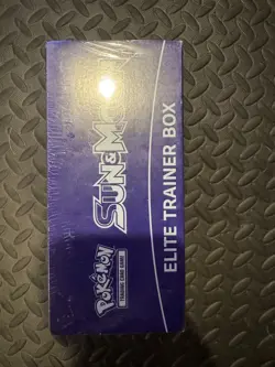 Pokemon TCG Lunala Sun & Moon Base Elite Trainer Box SEALED - Image 3