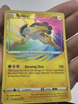 Pokemon Raikou Amazing Rare 050/185 Vivid Voltage Near Mint - Image 3