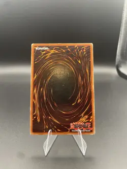 Yugioh Starter Deck: Yugi DARK MAGICIAN Ultra Rare Holo SDY-006 HP - Image 2