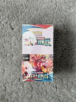 Pokemon Battle Styles 18 Pack Booster Box 820650818189 - Image 1