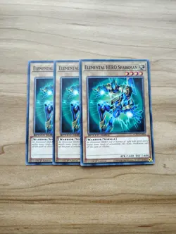 Yu-Gi-Oh! - Elemental HERO Sparkman 3X - Complete Playset - SGX2-ENA04 - Image 1