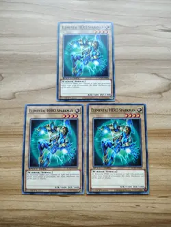 Yu-Gi-Oh! - Elemental HERO Sparkman 3X - Complete Playset - SGX2-ENA04 - Image 2