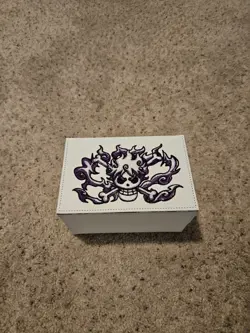 Sleeve Chief Gear 5 One Piece deckbox in original box - Image 1