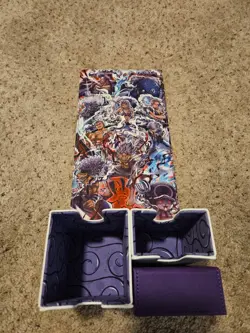Sleeve Chief Gear 5 One Piece deckbox in original box - Image 3