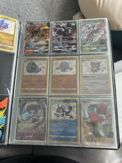 Pokemon TCG Shining Fates 81-Card Shiny Lot in Binder, Holo/Foil, English - Image 4