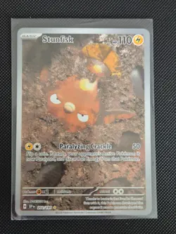 Pokemon TCG Stunfisk 202/191 Surging Sparks Illustration Rare NM - Image 1