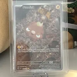 Pokemon TCG Stunfisk 202/191 Surging Sparks Illustration Rare NM - Image 1