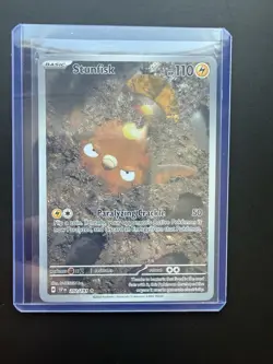 Pokemon TCG Stunfisk 202/191 Surging Sparks Illustration Rare - Image 1