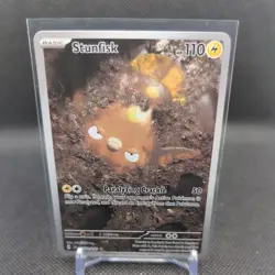 Pokemon TCG Stunfisk 202/191 Surging Sparks Illustration Rare - Image 1