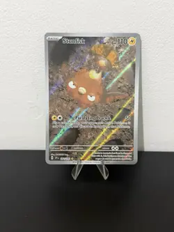 Pokemon TCG Stunfisk 202/191 Surging Sparks Illustration Rare NM - Image 1