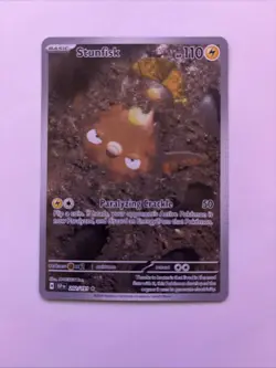 Pokemon TCG Stunfisk Illustration Surging Sparks 202/191 Nm - Image 3