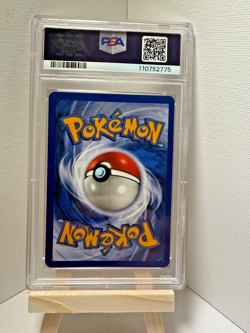 Pokemon 1999 Dragonite 4/62 Holo Rare 1st Edition Fossil PSA 8 - Image 2
