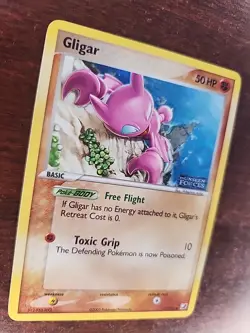 Gligar Holo Ex Unseen Forces Pokemon Card WOTC NM - Image 2