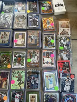 Massive Modern Multi Sport Card Lot (The Rest Of My Value Bin) 500+ Cards 300 RC - Image 5