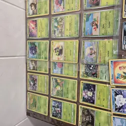 Pokemon Mixed Card Lot - Image 3