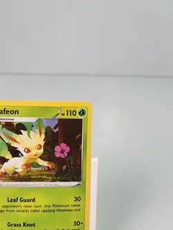 Leafeon SWSH191 Holo Promo Sword & Shield Promo Pokemon Near Mint - Image 3