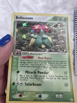 2004 Bellossom 16/101 Hidden Legends Holo High Rarity Pokemon Card - Image 2