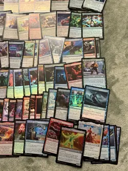 Marvel Super-Heroes MTG Common/ Uncommon Foil lot of 50+ cards all Near Mint - Image 4