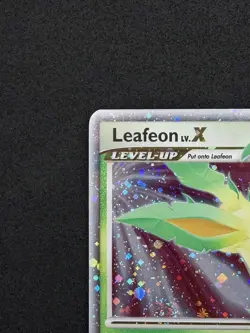 Pokemon TCG Leafeon LV.X Holo Rare Card Majestic Dawn 99/100 - Image 2