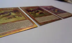 Playset: 3x Slifer the Sky Dragon MVP1-ENG57 (Gold Rare, 1st Ed, Light Play LP) - Image 2