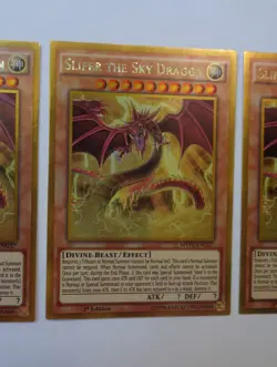 Playset: 3x Slifer the Sky Dragon MVP1-ENG57 (Gold Rare, 1st Ed, Light Play LP) - Image 4