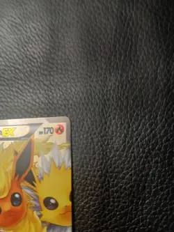 Pokemon TCG Flareon EX RC28/RC32 Generations Radiant Collection VERY CLEAN - Image 3