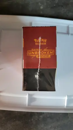 Pokemon Sun & Moon Unbroken Bonds Elite Trainer Box Factory Sealed - Image 4