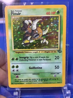 Wizards of the Coast Pokemon TCG Pinsir 9/64 Jungle Holo Rare 60 HP EN (1999) - Image 1