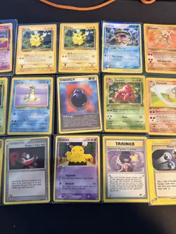 37 pokemon cards lot - Image 3