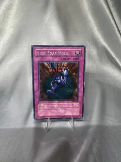 Yu-Gi-Oh! TCG Dark Duel Stories - Acid Trap Hole - DDS-005 Holo - Image 1